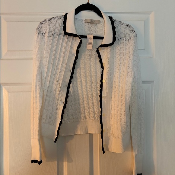 LOFT Sweaters - LOFT Ivory Cardigan with Black Scallop Trim NWT